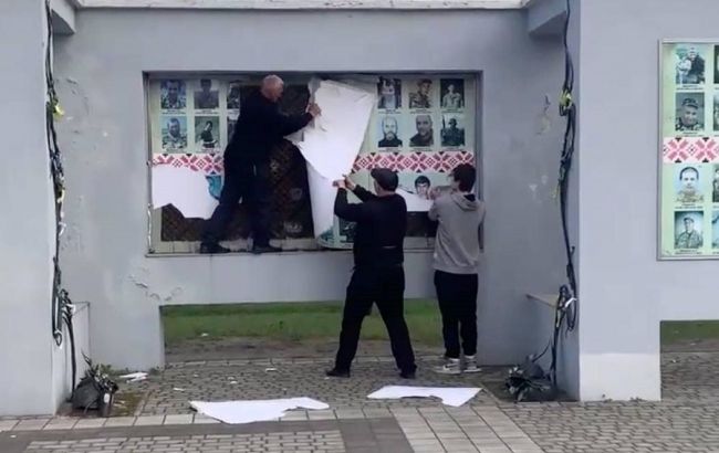 Оккупанты в Херсоне уничтожили мемориал "Слава Украине"