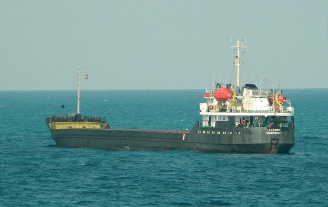 У РФ затримали судно з 14 українцями на борту