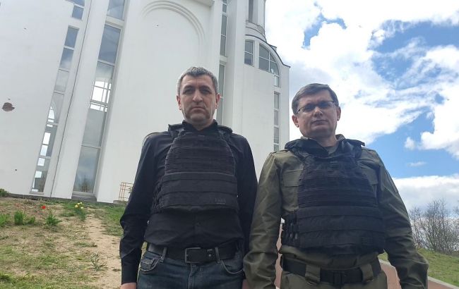 Спикер парламента Молдовы прибыл с визитом в Украину. Побывал в Буче