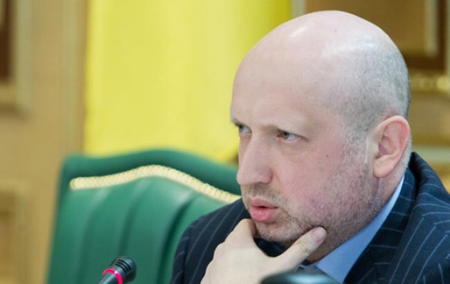 Яценюк в 16.00 внесет кандидатуры министров на рассмотрение Рады, - Турчинов