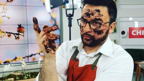 "Я називаю малу Улибака": ведучий каналу "1+1" став батьком