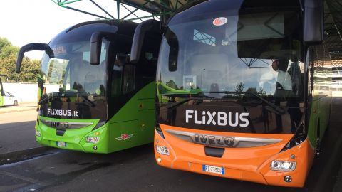 FlixBus відновлює міжнародні автобусні перевезення з України