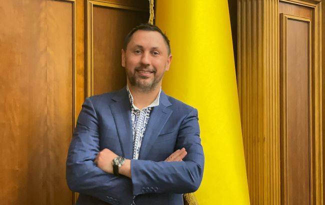Стріхарський: синьо-жовтий стяг - символ свободи та незалежності українського народу