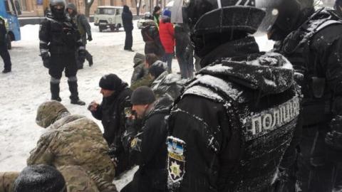 Лутковська заявила про порушення прав людини під час знесення наметів під Радою