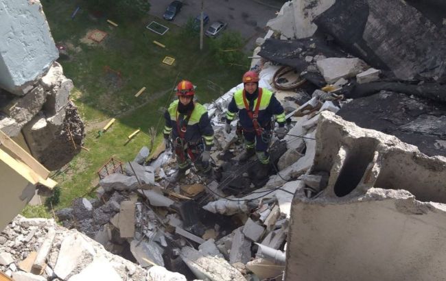 Из-под завалов в Харькове достали четырех погибших