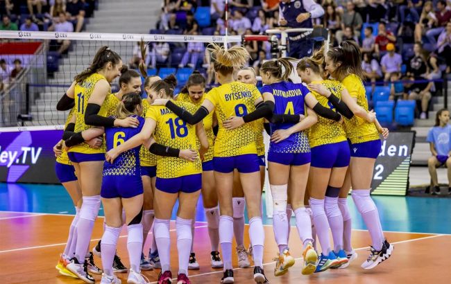 Украина досрочно вышла в финальную часть женского Евро по волейболу