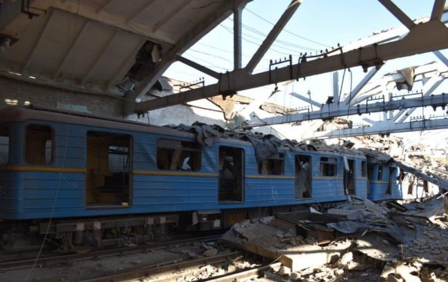 Оккупанты обстреляли депо харьковского метро, один человек пострадал