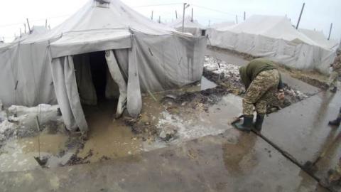 "Пекло на землі": в мережі показали, як виживають українські військові на полігонах (фото)