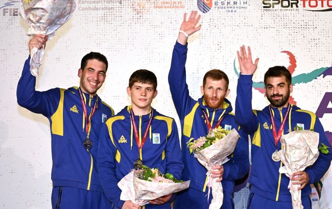 Сборная Украины завоевала "серебро" на чемпионате Европы по фехтованию