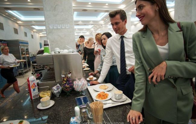 Їдальня в Раді: що та в яку ціну для народних обранців у парламентському "общепиті"