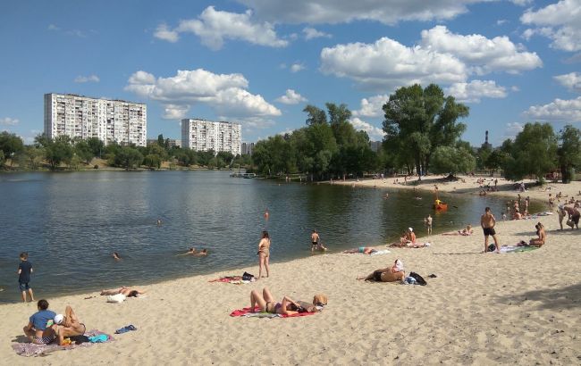 В Киеве на пляжах обнаружили кишечную палочку: где нельзя купаться