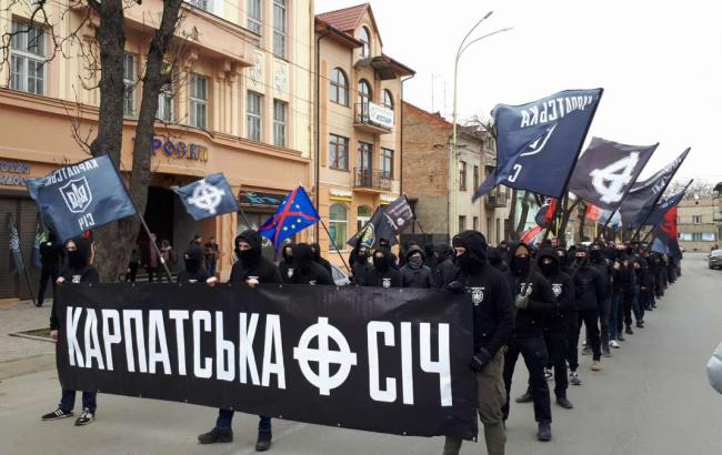 В Ужгороде прошел "Марш славы героев"