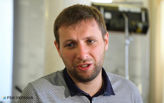 "Сын шакала": в сети отреагировали на очередное нападение Парасюка на человека