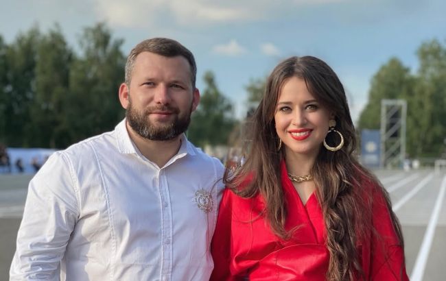 Ексдружина Дзідзьо чесно відповіла, чому досі не вийшла заміж за коханого, від якого вагітна