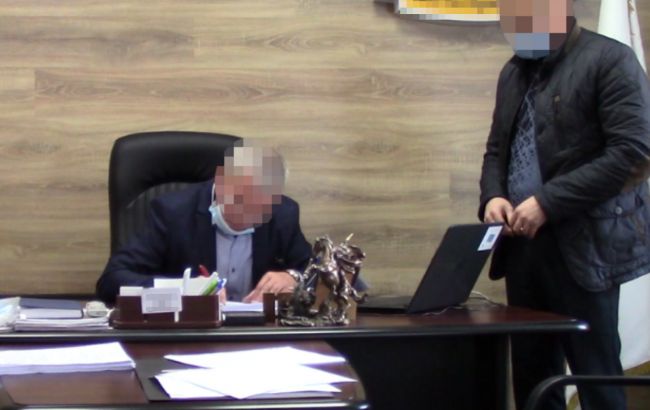 В Луганской области на взятке задержали мэра города Кременная