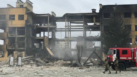 В Сумской ОГА рассказали о последствиях вражеского обстрела воинской части в Ахтырке