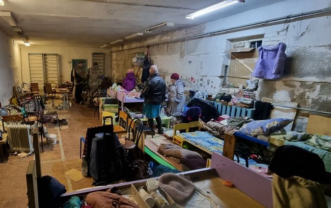 В селе под Черниговом оккупанты держали в подвале школы более 150 заложников, - глава ОВА