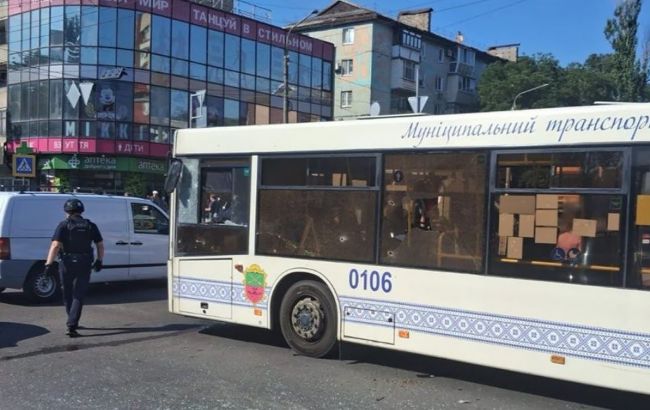 РФ открыла охоту на автобусы и маршрутки в Запорожье, был новый "прилет"