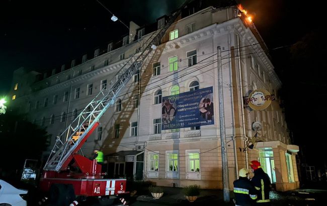 Божевільні терористи. Єрмак відреагував на нічні російські удари по Одесі