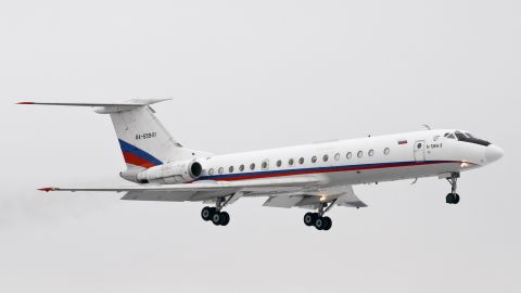 У Росії на аеродромі спалили військово-транспортний літак Ту-134, - ГУР