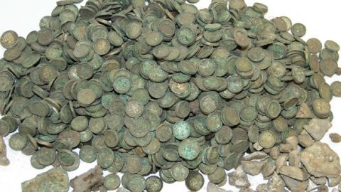 Археологи нашли&nbsp;сокровища дочери князя&nbsp;Владимира Великого: фото клада