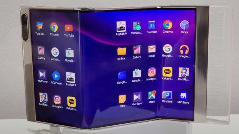 Samsung разрабатывает смартфон-гармошку, которую может выпустить уже в этом году: первые подробности