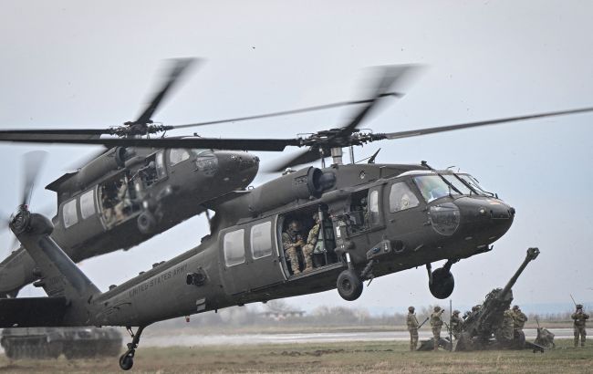 "Подарунок Путіну". В Європі назбирали 400 тисяч євро на вертоліт Black Hawk для ГУР