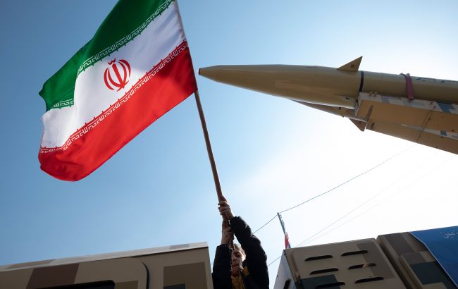 Іран викликав послів Британії, Франції й Німеччини через "подвійні стандарти"