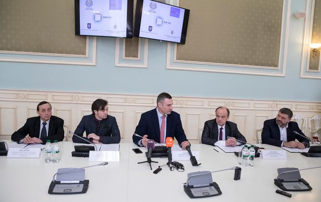 Кличко підписав меморандум про будівництво Меморіального центру "Бабин Яр"
