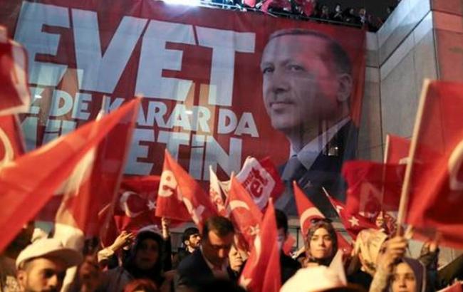 В Турции прошли тысячные протесты против результатов референдума
