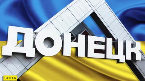 Патріоти запустили український прапор над захопленим терористами Донецькому