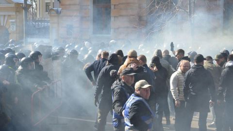 Столкновения под АП: полиция открыла уголовное производство