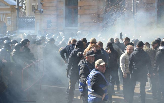 Сутички під АП: поліція відкрила кримінальне провадження