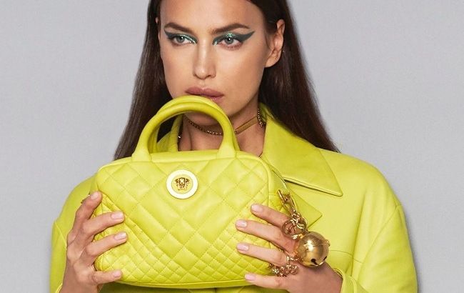 Яскравіша за сонце: стильна Ірина Шейк підірвала мережу літнім образом від Versace