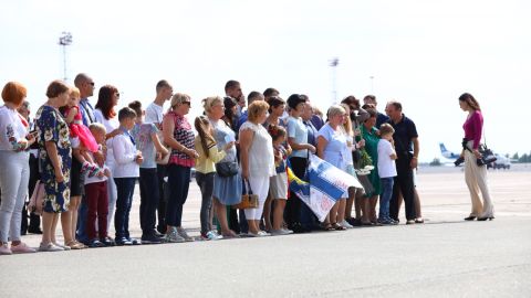 Самолет с украинскими пленными приземлился в "Борисполе"&nbsp;&nbsp;&nbsp;&nbsp;&nbsp;