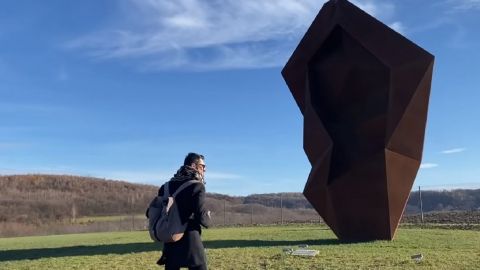 Парк майбутнього під Львовом: як побачити скульптури з натяком на тисячу років вперед