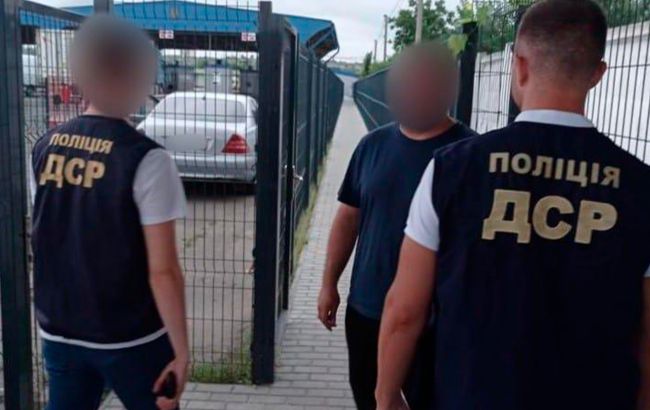 Молдавского "криминального авторитета" депортировали из Украины