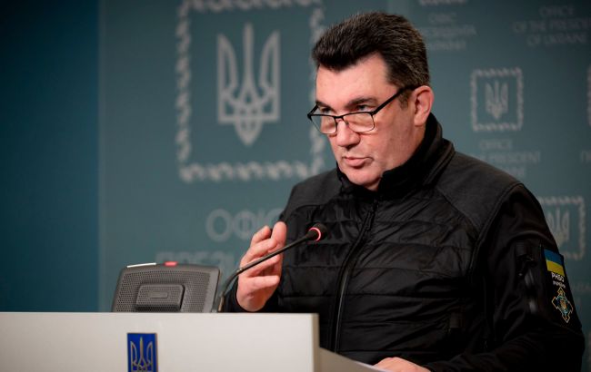 Данилов о военном положении в Украине: при необходимости введем мгновенно