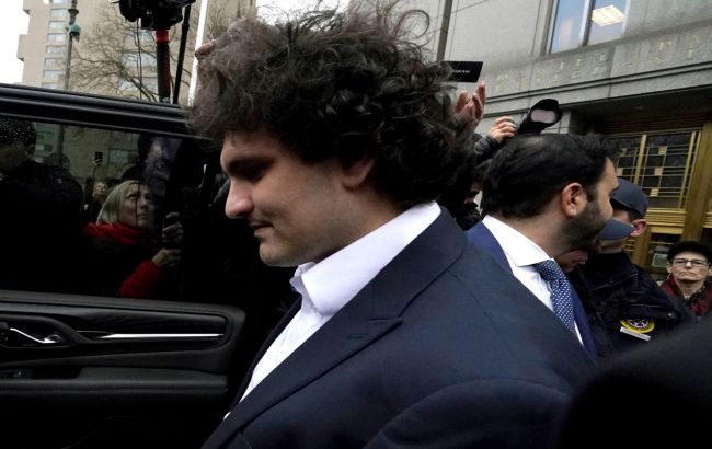 У засновника криптобіржі-банкрута FTX конфіскували 700 млн доларів