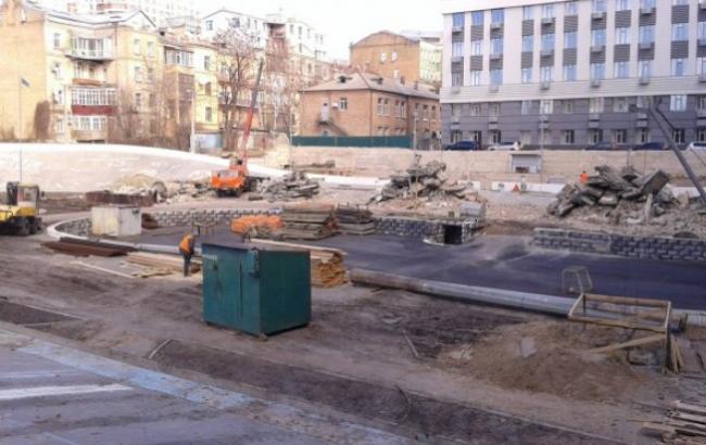 Под Киевским велотреком начали строить подземный паркинг