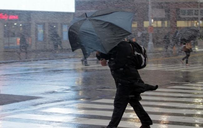 КМДА попереджає киян про сильні порива вітру 10 лютого