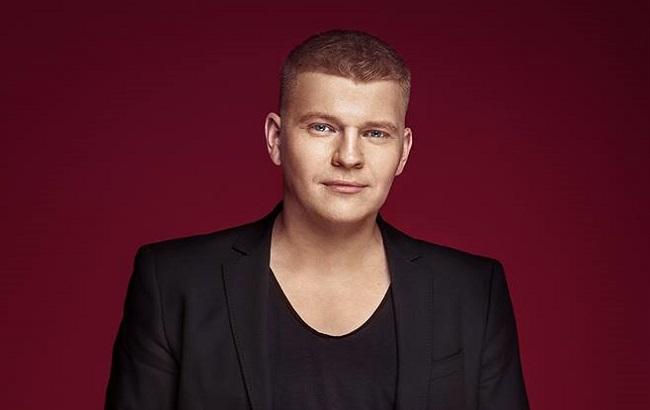 Победитель "Голоса країни" показал квартиру, подаренную Тиной Кароль