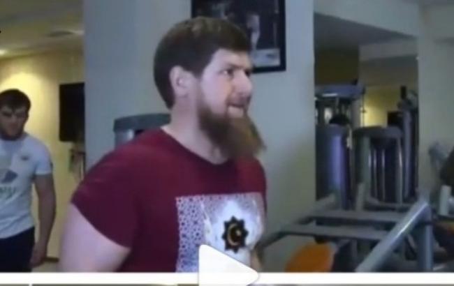 Ночной жим сидя: Кадыров показал, как проводит вечера со спортсменами