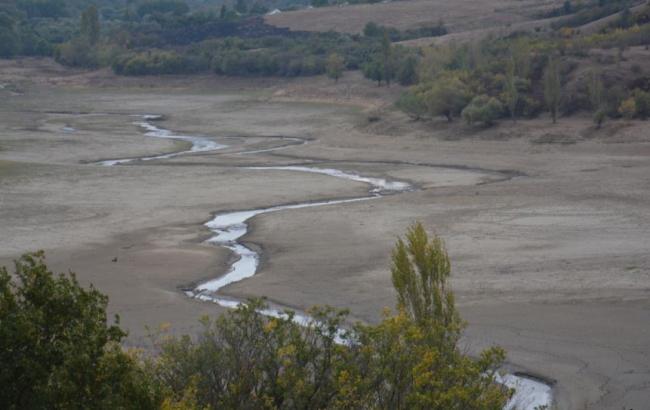 На мілині: у Криму висихають водосховища