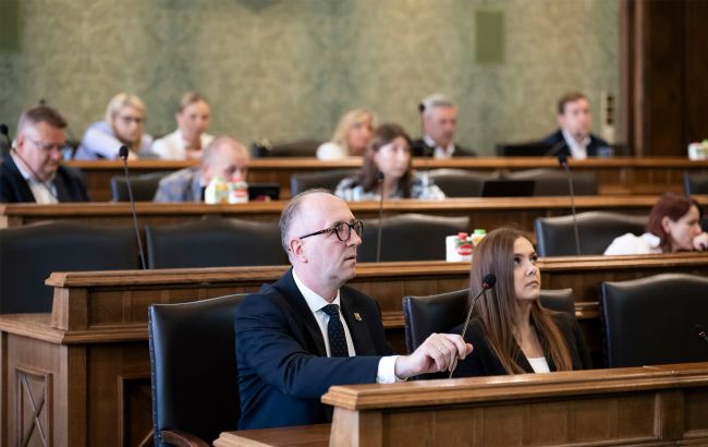 "Ми влаштовуємо скандал": у Польщі депутати розсварилися через захист українців