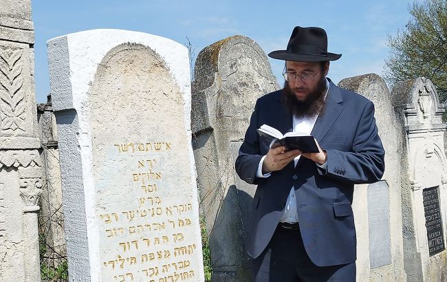 В Украине нашли захоронение легендарного раввина из Иерусалима, который жил более 100 лет назад