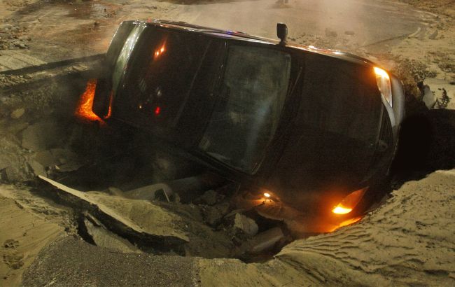 Авто постраждало через прорив тепломережі: хто відповість і як отримати компенсацію