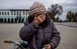 Заміновані шляхи та "живий щит": що насправді відбувається в окупованих Олешках