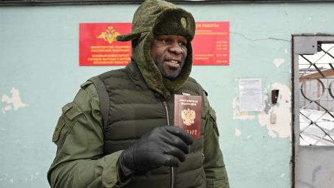 Известный боксер, который дрался с Джошуа и Фьюри, хочет воевать "за Путина" против Украины
