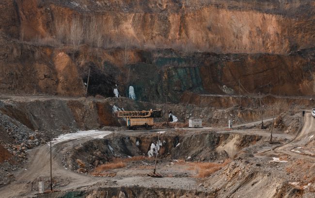 Кабмин открыл конкурс на разработку месторождения со значительными запасами лития в Украине